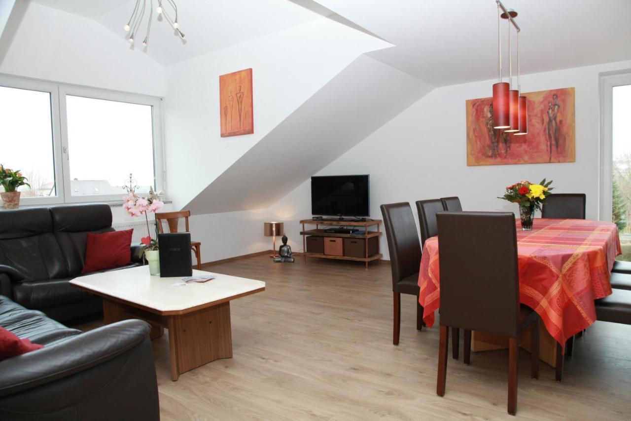 Ferienwohnungen Stoeckl Nittendorf エクステリア 写真
