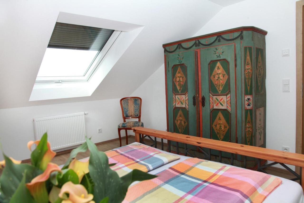 Ferienwohnungen Stoeckl Nittendorf エクステリア 写真