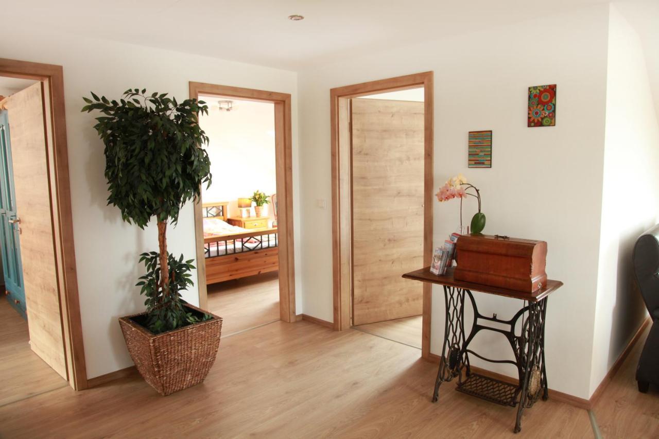 Ferienwohnungen Stoeckl Nittendorf エクステリア 写真